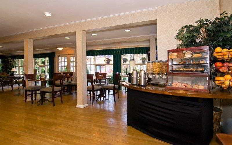 Surestay Plus By Best Western Woodbury Inn Kültér fotó